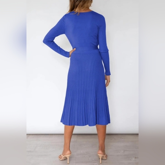 SOLD . - Picture 2 of 6